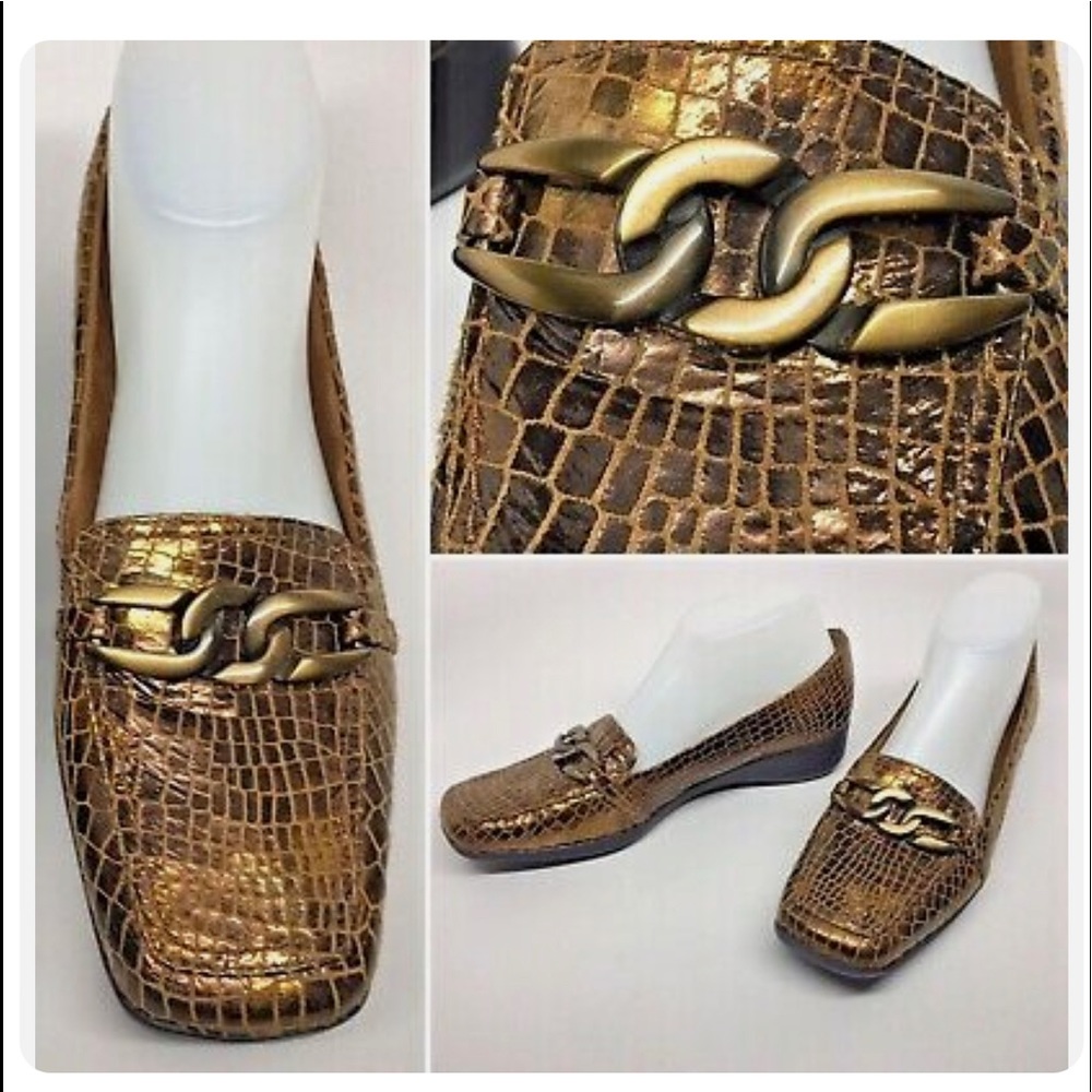 LIZ CLAIBORNE BENSEN COPPER METALLIC LEATHER CROC LOAFERS